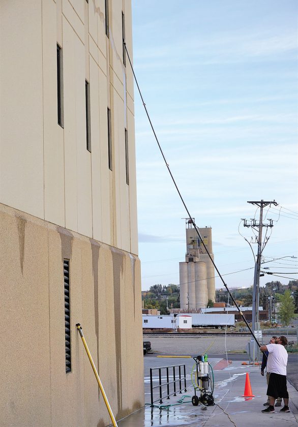 Squeegee Squad News, Sports, Jobs Minot Daily News